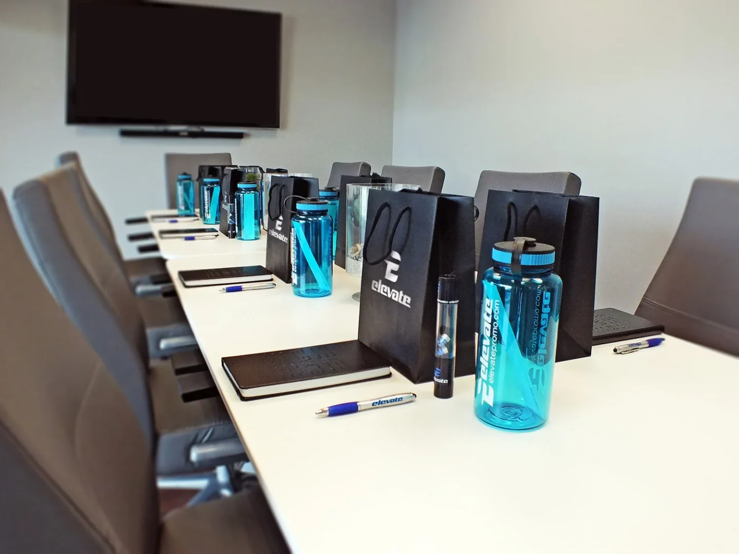 Custom gift packages from Elevate